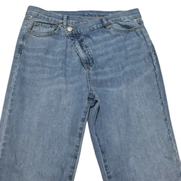 New York & Company High Waisted Straight Leg Jeans-NWOT - Picture 3 of 7